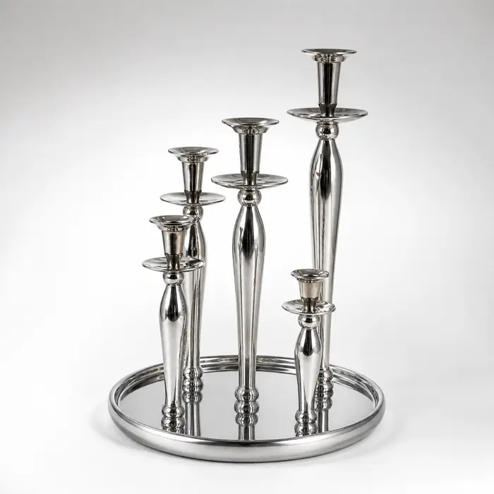 Kerzenständer 5-armig Silber poliert auf rundem Tablett 44 cm