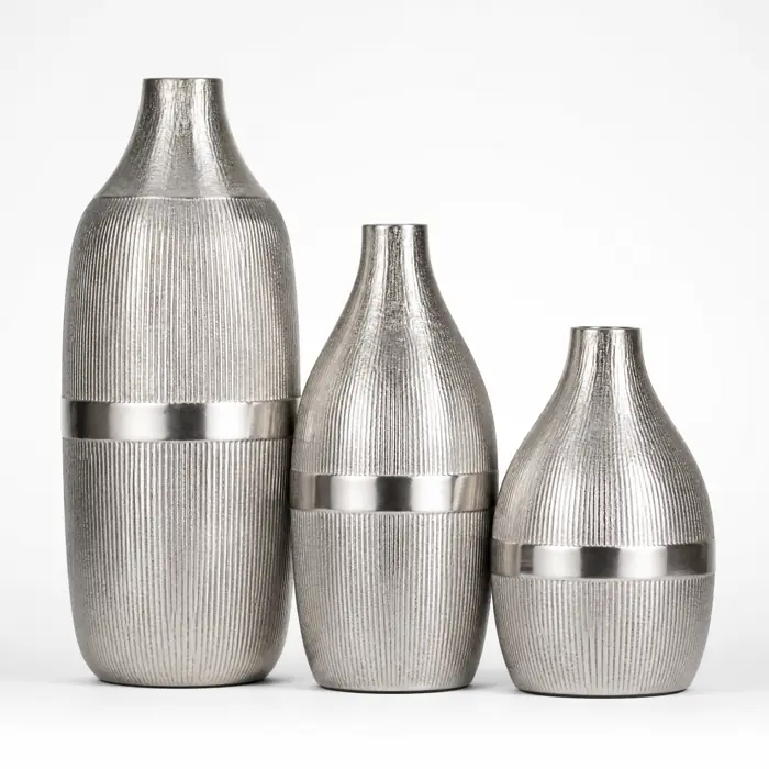 Vasen 3er-Set Aluminium Silber 20,5 / 25 / 31 cm