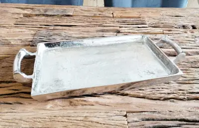 Tablett Silber mit Griffen und Füßen, Aluminium 42 cm