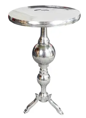 Beistelltisch Aluminium Silber poliert mit Dreibein 41 × 41 × 66 cm