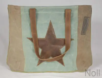 Canvas Shopper Stars mit Lederapplikationen – Colmore